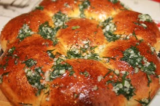 Чесночные булочки (пампушки) к борщу.Очень вкусные и ароматные.